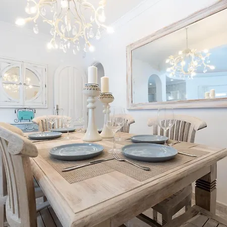 Serenity Πουέρτο Ντελ Κάρμεν